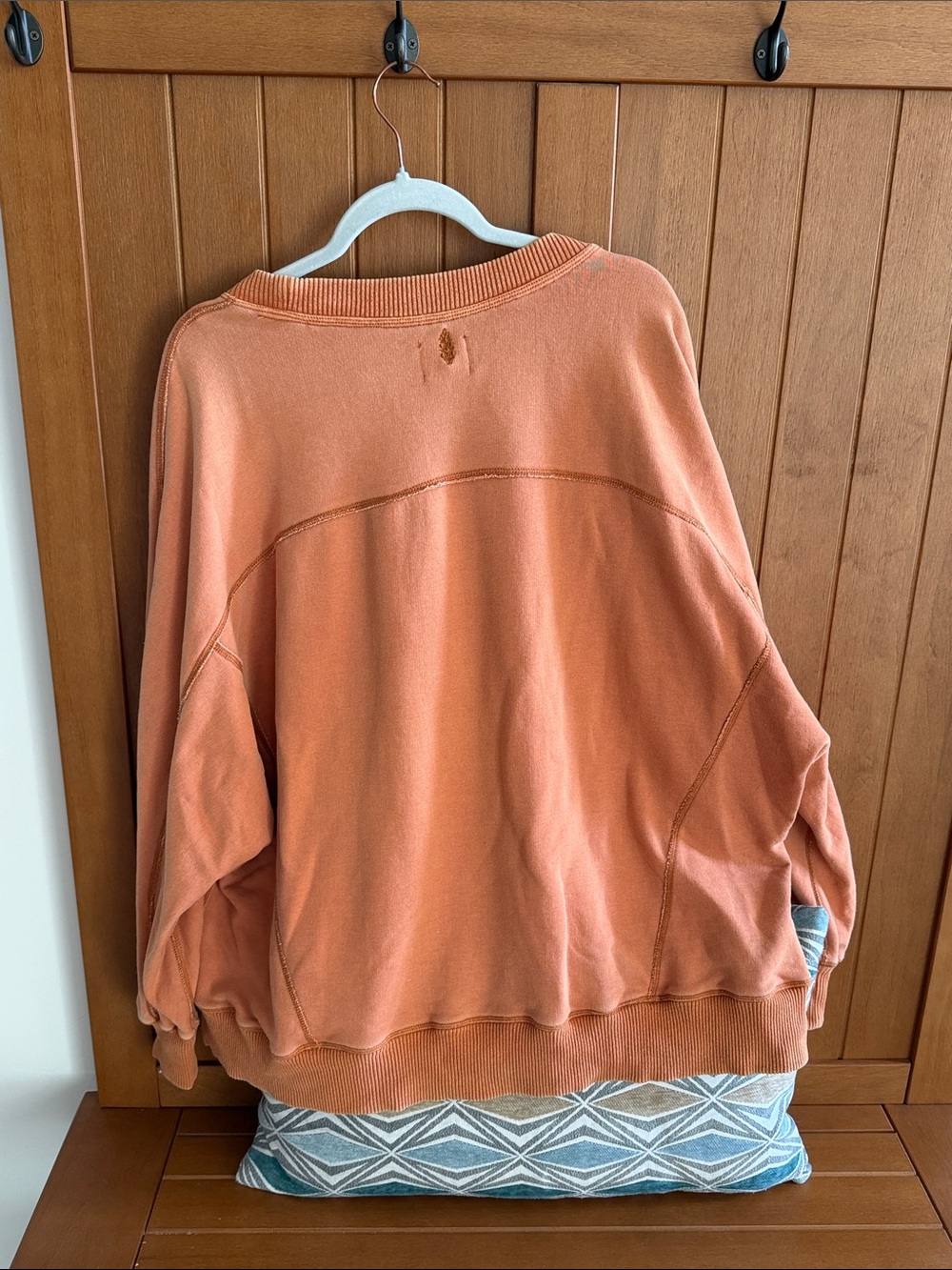 FP/Movement Pull-Over - Picture 7 of 9